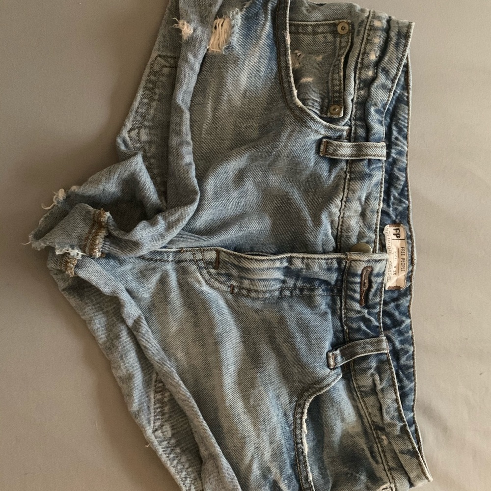Jeans - Picture 9 of 10
